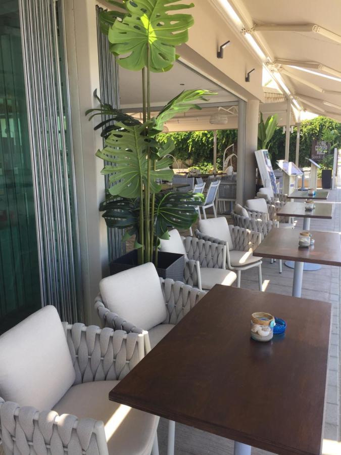 Princess Irini Sea Front Aparthotel レティムノ エクステリア 写真