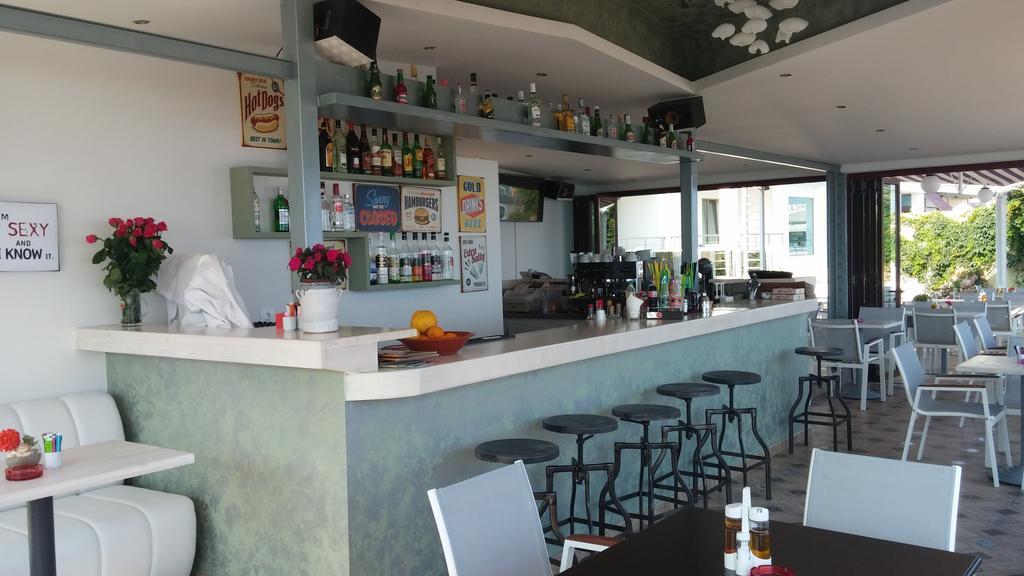 Princess Irini Sea Front Aparthotel レティムノ エクステリア 写真